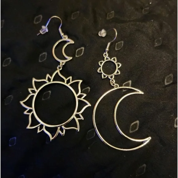 Boho Sun Moon Cut Out Elegant Gold Sliver Black - Picture 4 of 11